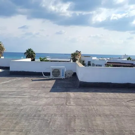 Penthouse - Caesar Beach Apartment *